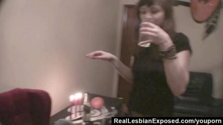 Mais Piss Drink Lesbian