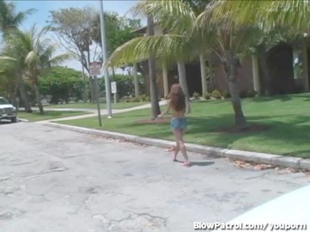 2 Girls Shit In Toilet