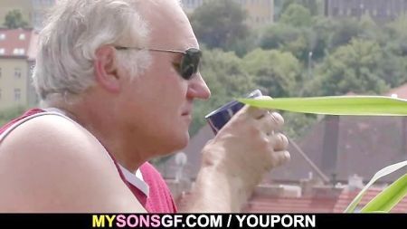 Boy Fucks Pregnant Mom