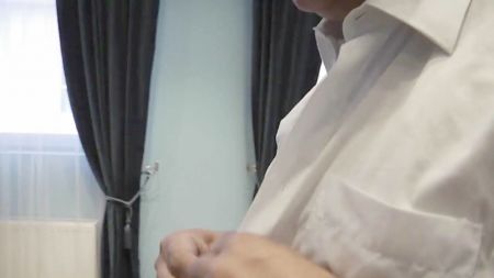 Mirella Rica Putita Obediente