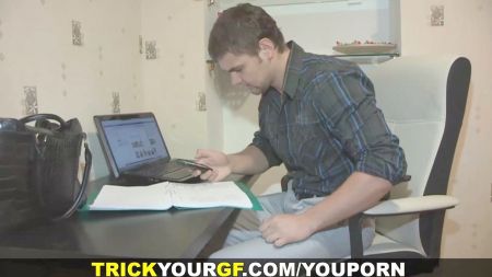 Amateur Fucked In Heels