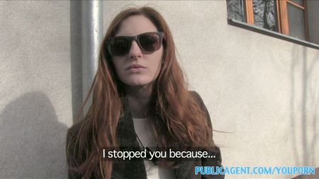 Een Shy First Blowjob