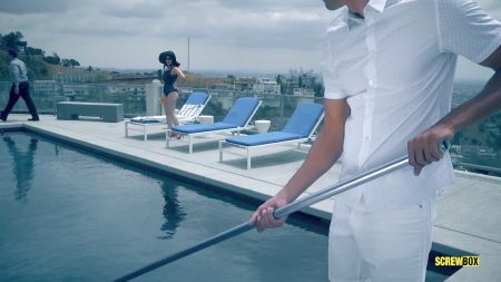 Carmen Brushes Her Clit